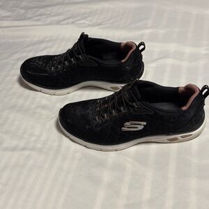 Skechers Women’s Black Athletic Shoes